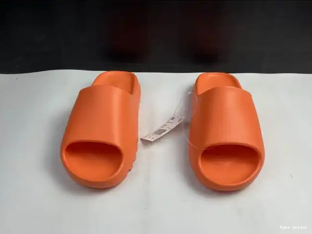 hype FY7497 Orange Adidas Yeezy Slide 0328